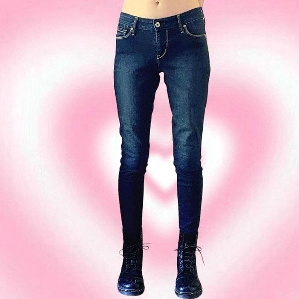 Levi's Low Rise Denizen Modern Skinny Jeans
